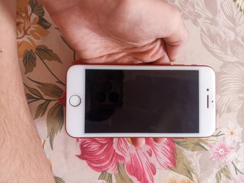 Apple iPhone 7 4