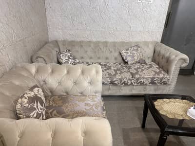 Premium Chesterfield-Style 5-Seater Sofa Set for Sale! 