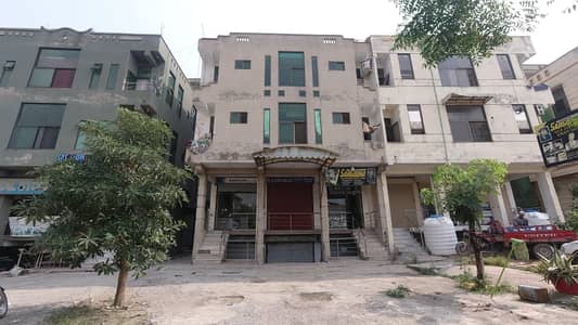 Flat available For Sale G15/2 Mini market Islamabad