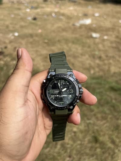 Casioo G-shock Metal Dial in Green.
