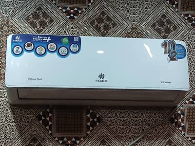 1 Ton AC for Sale – Excellent Condition
