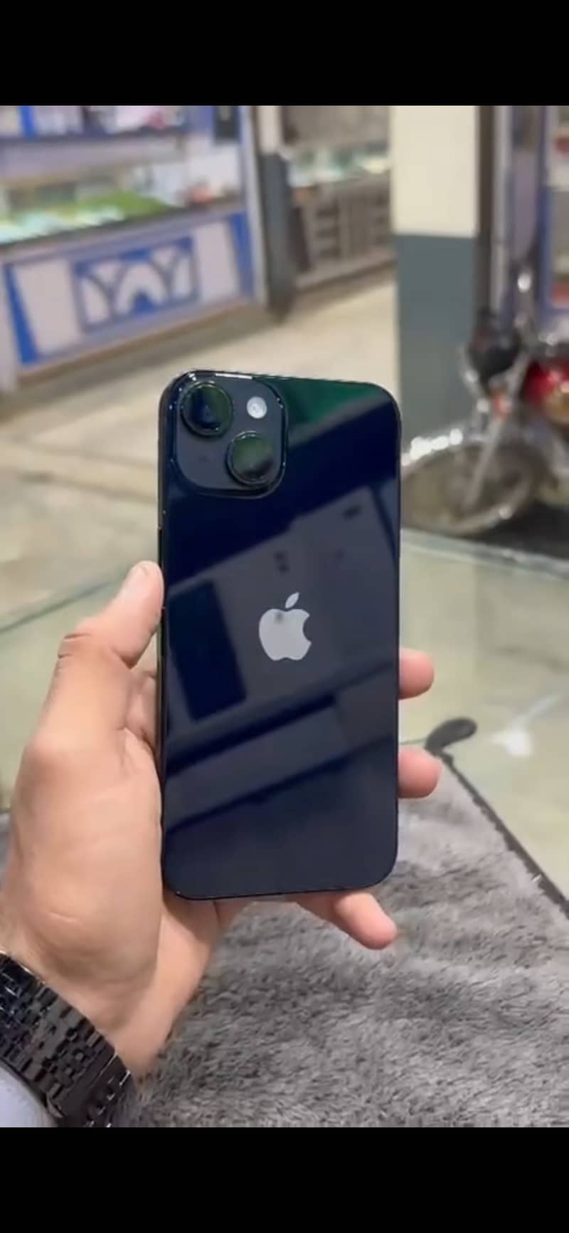 Apple iPhone 14 1