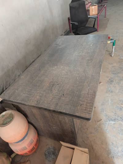 Executive table and Chair