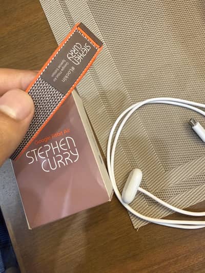 Google Fitbit Air Special Edition