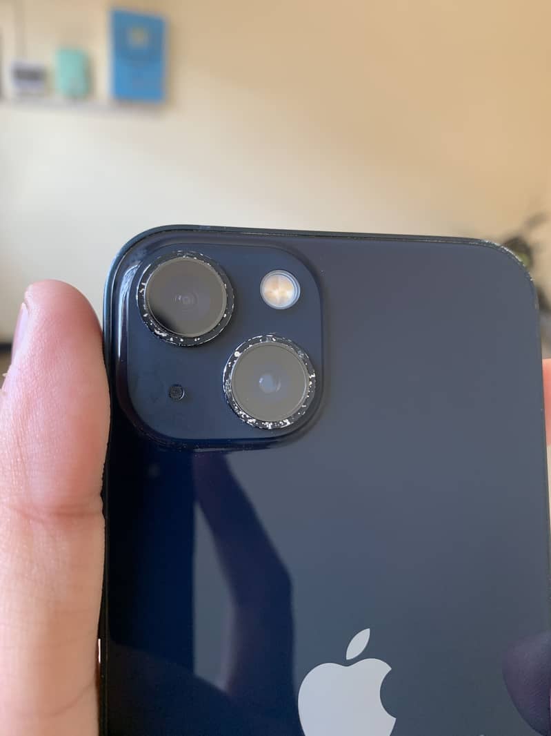 Apple iPhone 13 6
