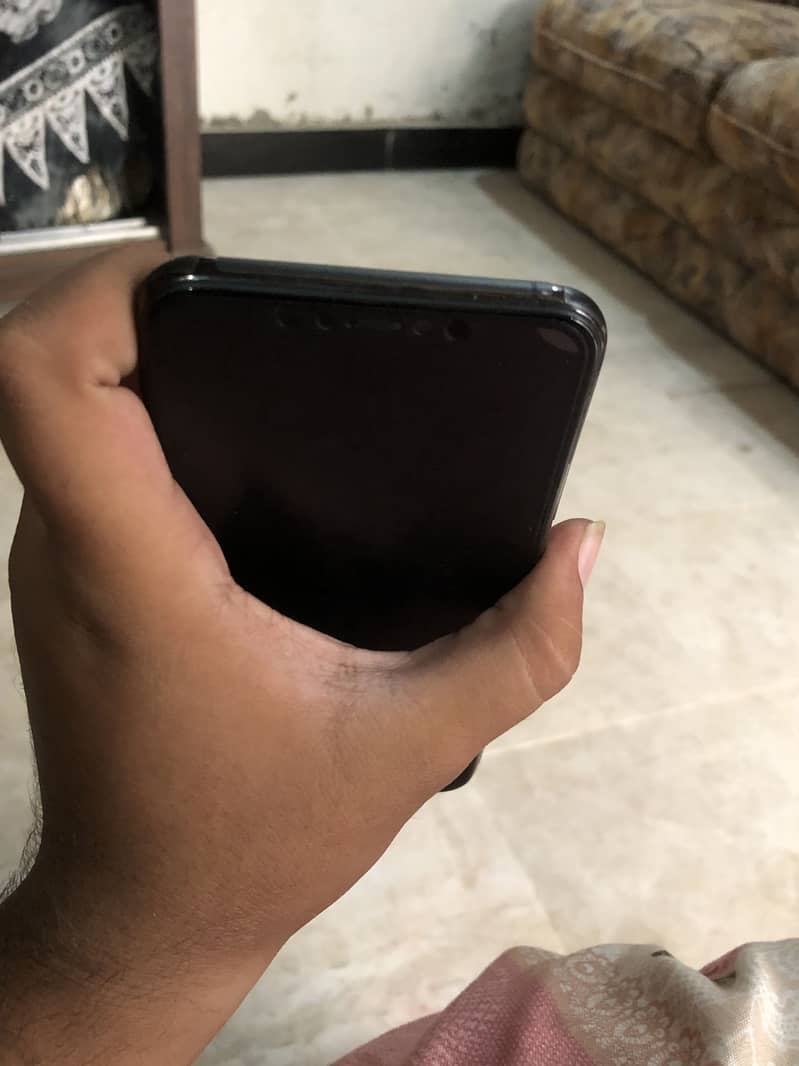 Apple iPhone 11 Pro Max 5
