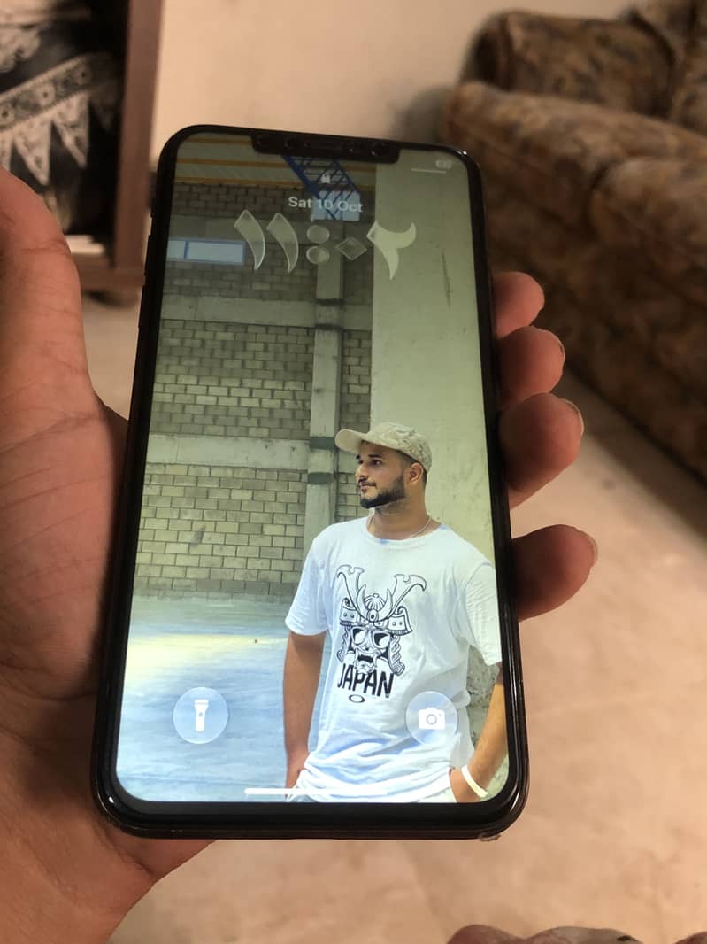 Apple iPhone 11 Pro Max 7