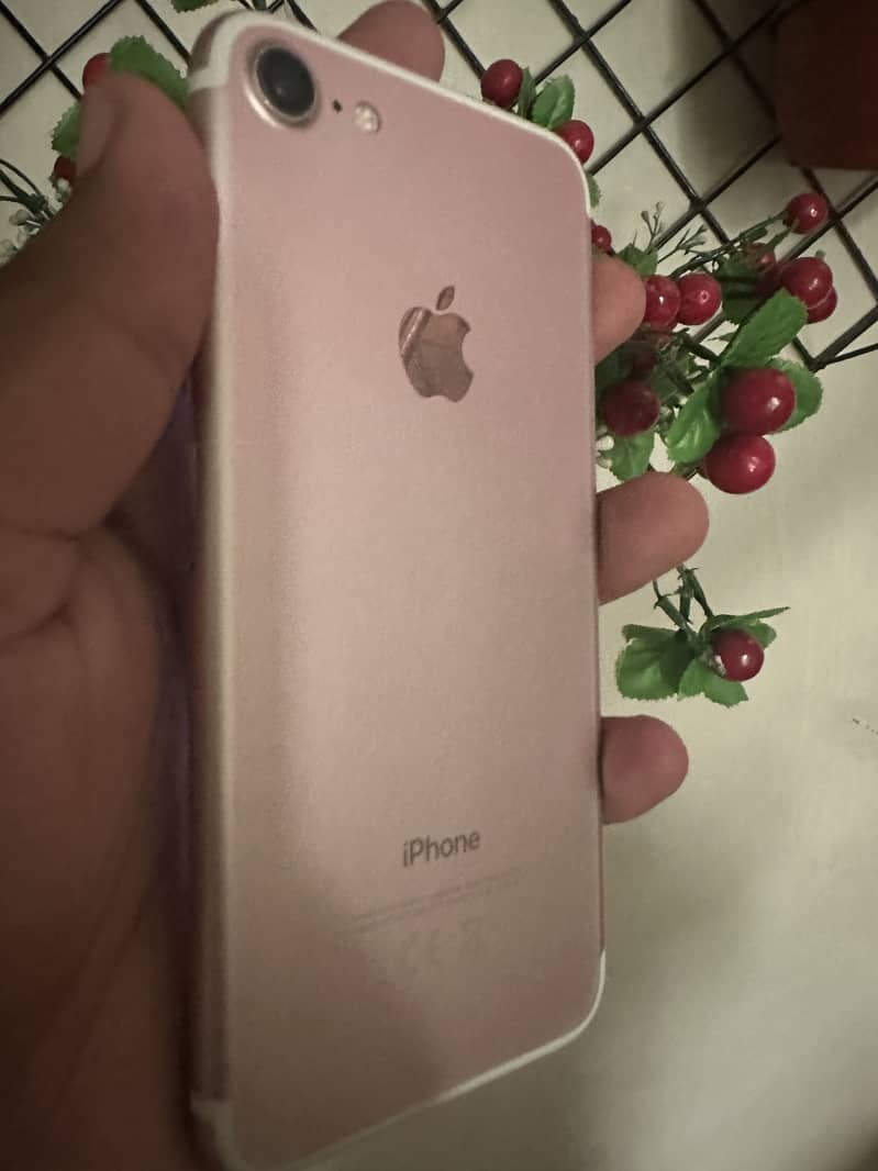 Apple iPhone 7 5