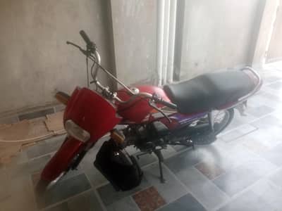 Honda 70 (Dream) for sale 2015 model