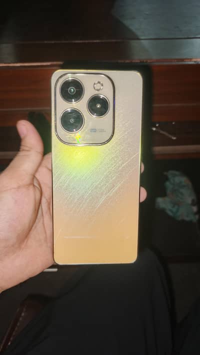 Hot 40 Pro