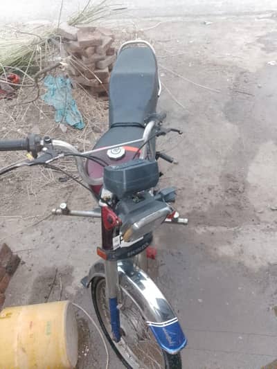 Honda CD 70 2018 model 0/3/0/2/0/6/8/7/4/0/6