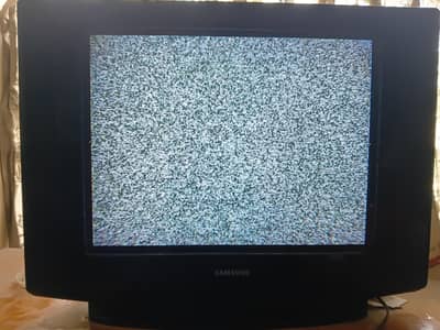 Samsung 21 inches CRT TV. Never opened or repaired. No fault. 10/10