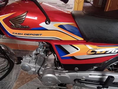 HONDA CD70 2025