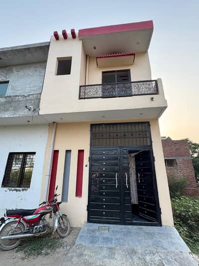 2.5 marla half double story house for sale