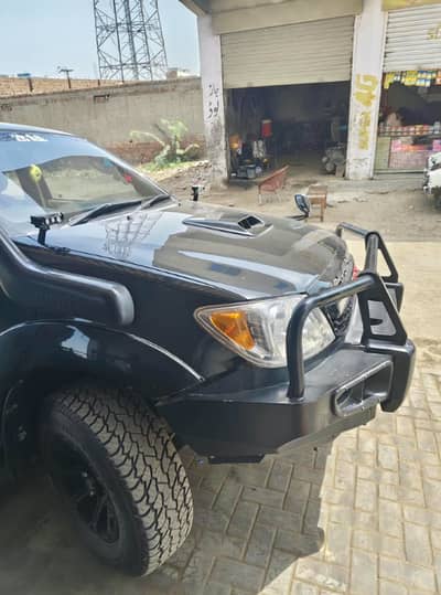 Toyota Hilux Vigo Double Cabin 4x4 – Black Colour