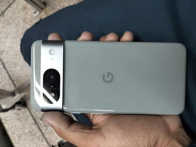 Google Pixel 8