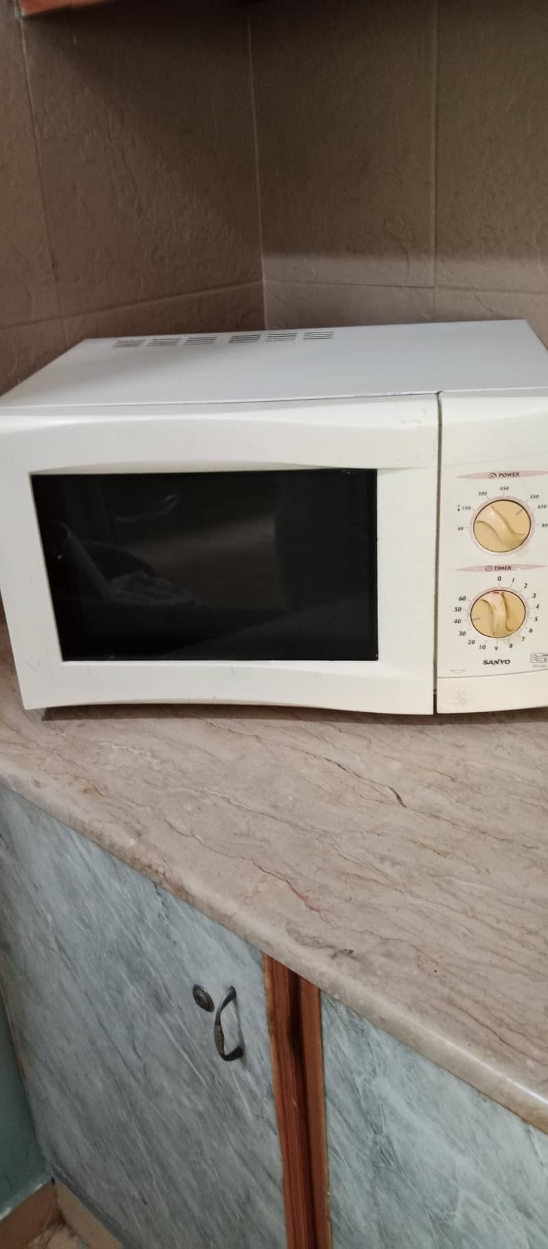 microwave 2