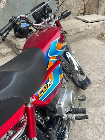 Honda CD-70 2026