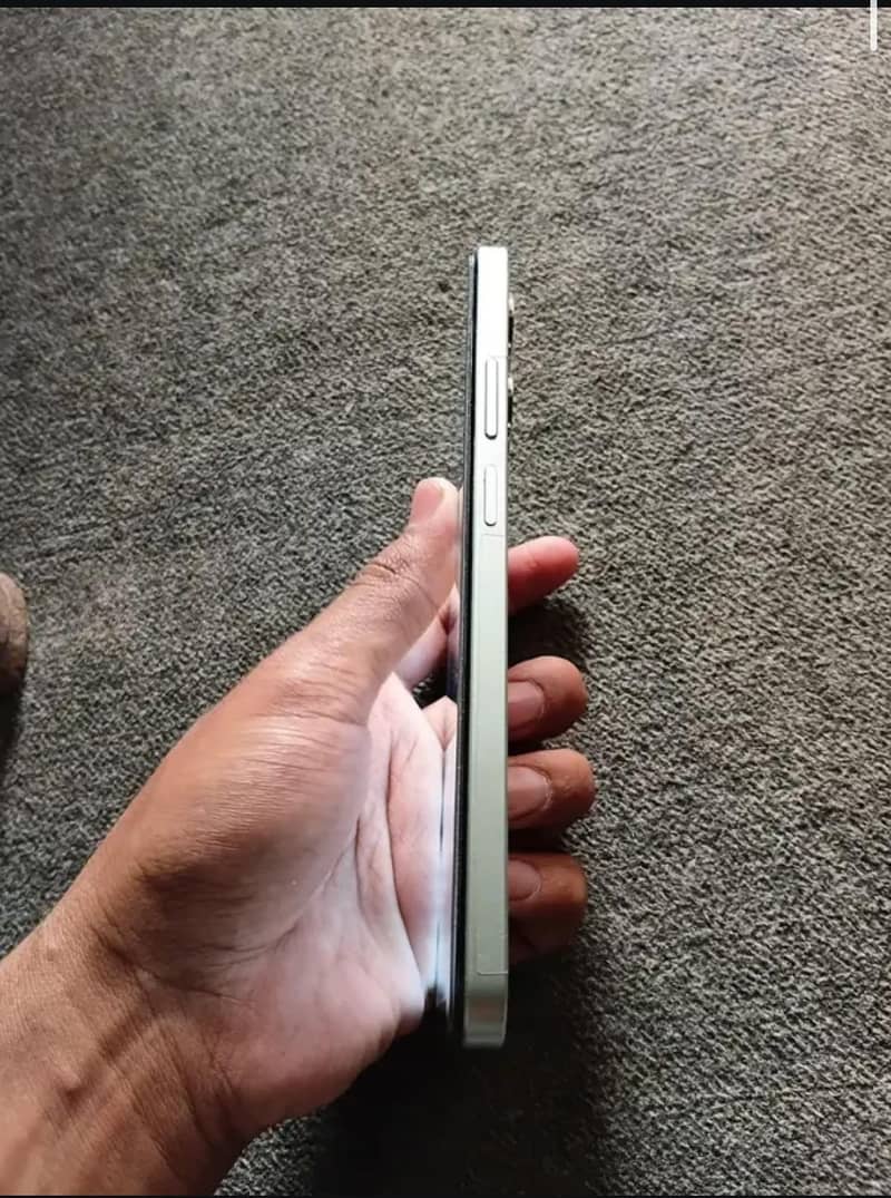 Realme Note 60x 3