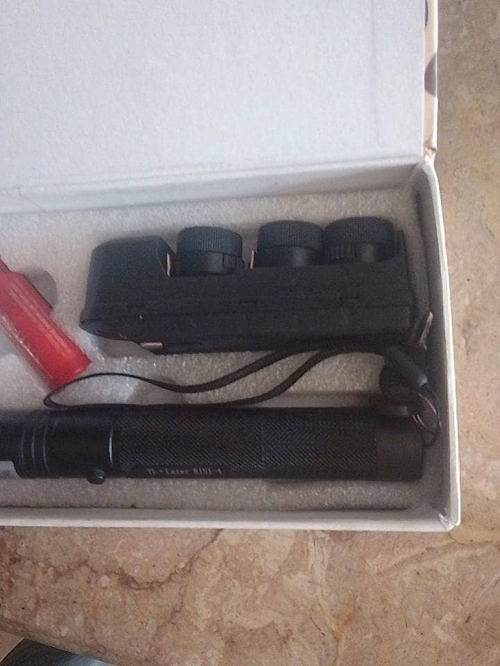 303 green laser pointer 1