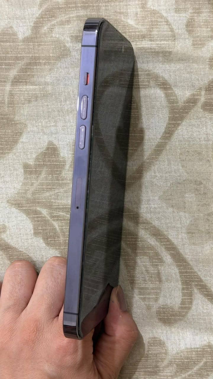 Apple iPhone 14 Pro Max 0