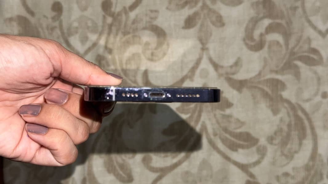 Apple iPhone 14 Pro Max 5