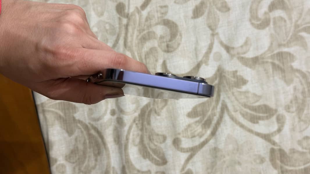 Apple iPhone 14 Pro Max 6
