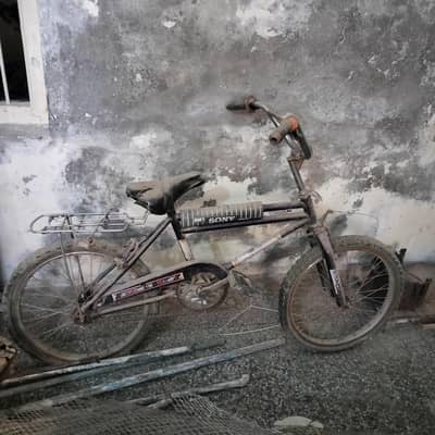 kids cycle old aur khrab