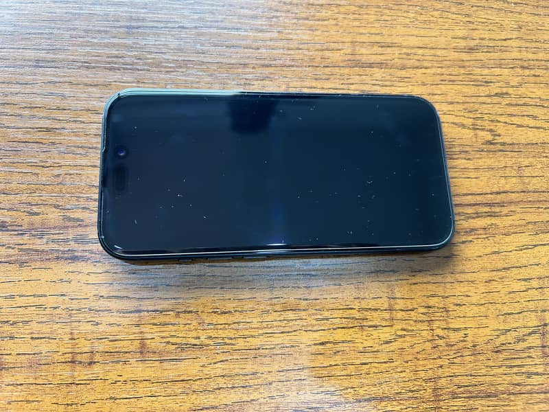 Apple iPhone 15 9