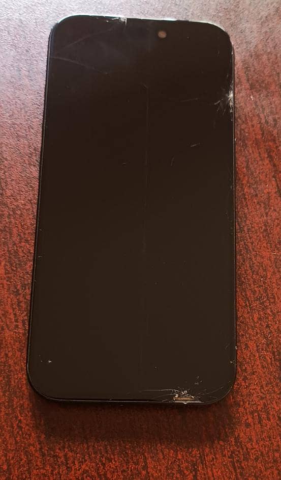 Apple iPhone 15 Pro 2
