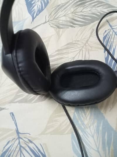 Cyber Acoustic Acm-4004 wired headphones available for sale