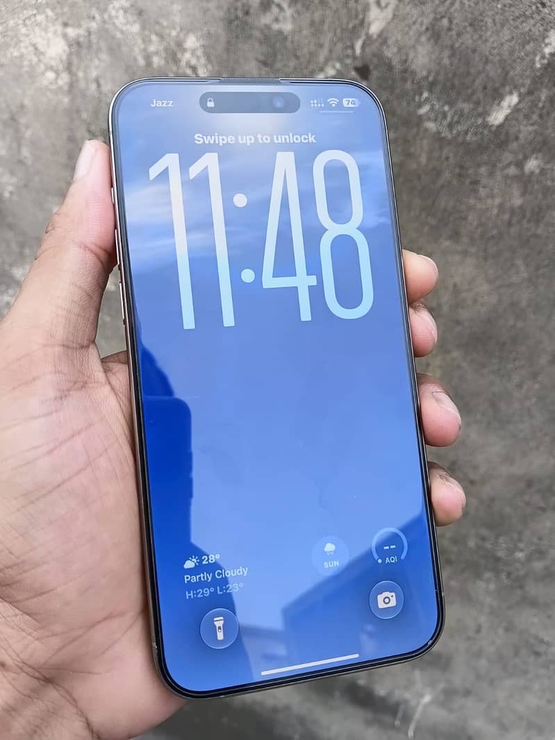 Apple iPhone 15 Pro Max 0