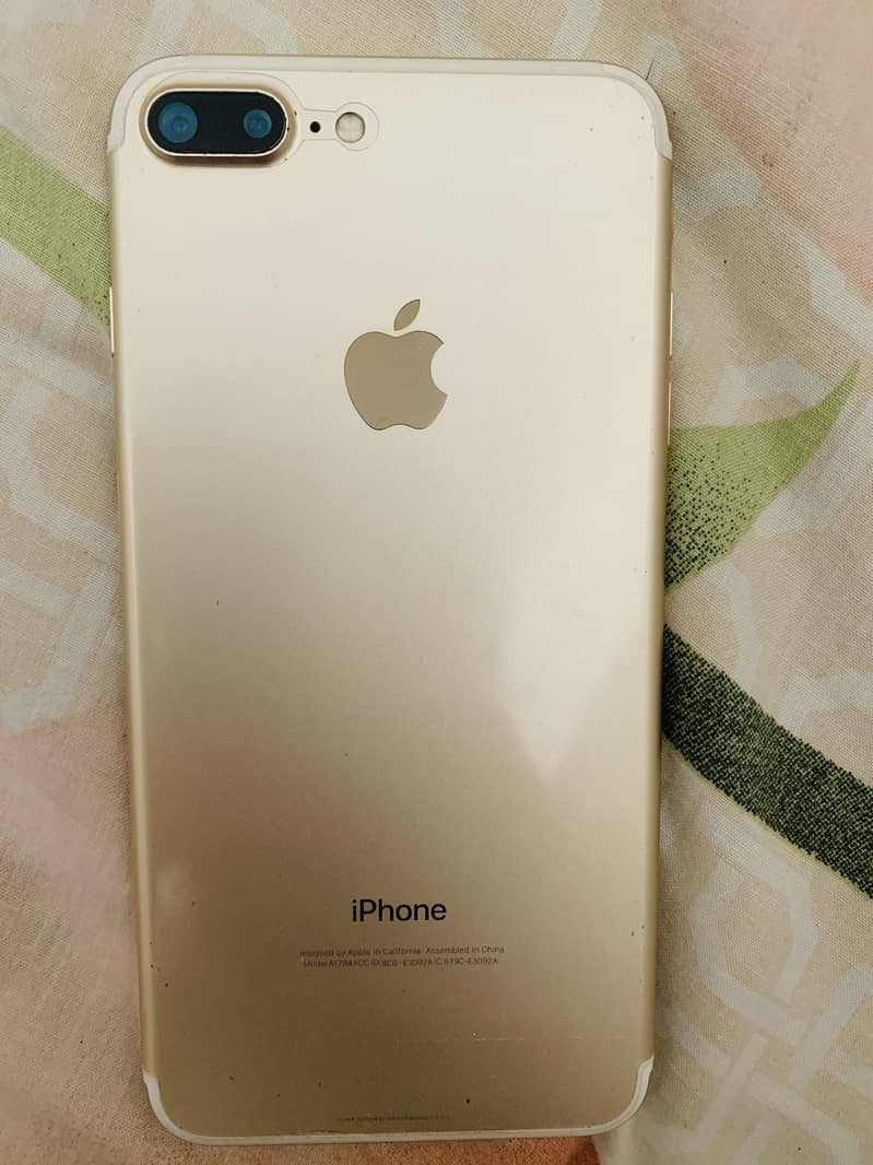 Apple iPhone 7 Plus 1