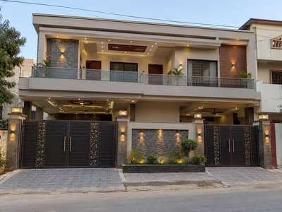 4BED D/D FIRST FLOOR 600YARD NEAR DARUL SEHAT HOSPITAL BLOCK 14