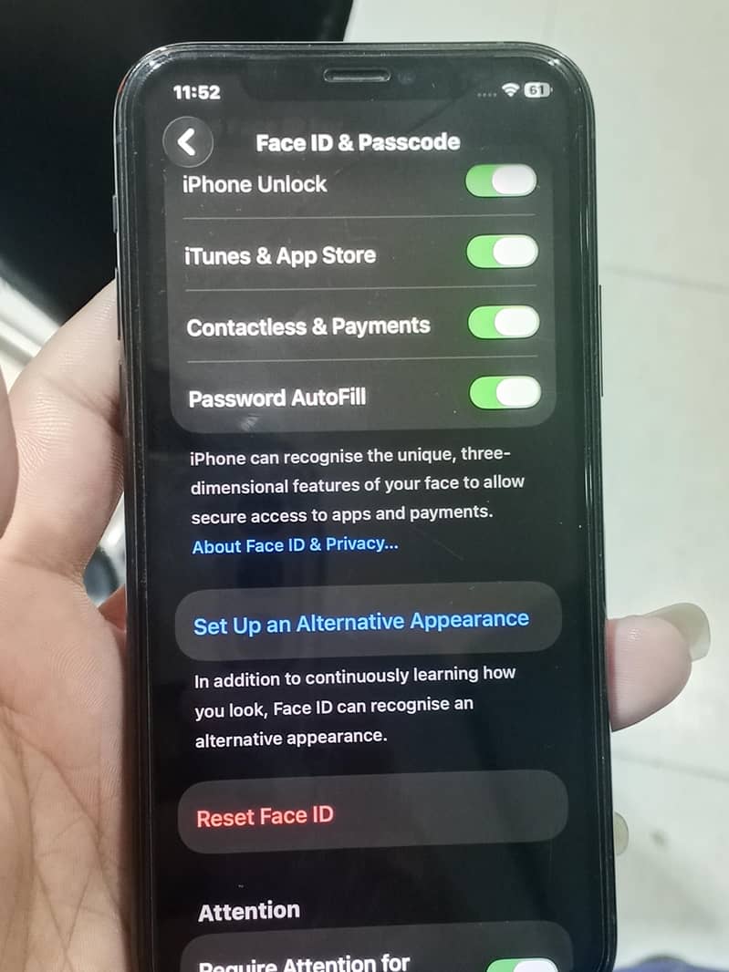 Apple iPhone 11 Pro 0