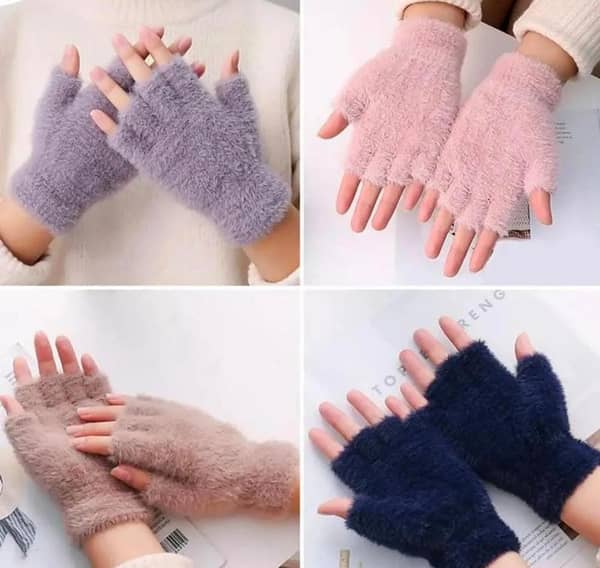 T  Half finger Gloves for Girls and Women Faux Rebbit Fur Gloves Hand Wrist Warmer, Winter Fingerless Knitted Gloves , Plush Fingerless Gloves in Multicolor