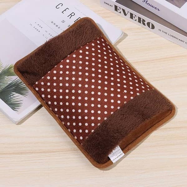 T  Random Color Heater Winter Home Warming Bag Electric Hot Water Bottle Hand Warmer Warm Hands Treasure