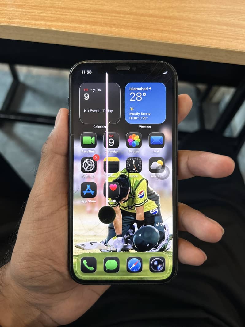 Apple iPhone 12 2