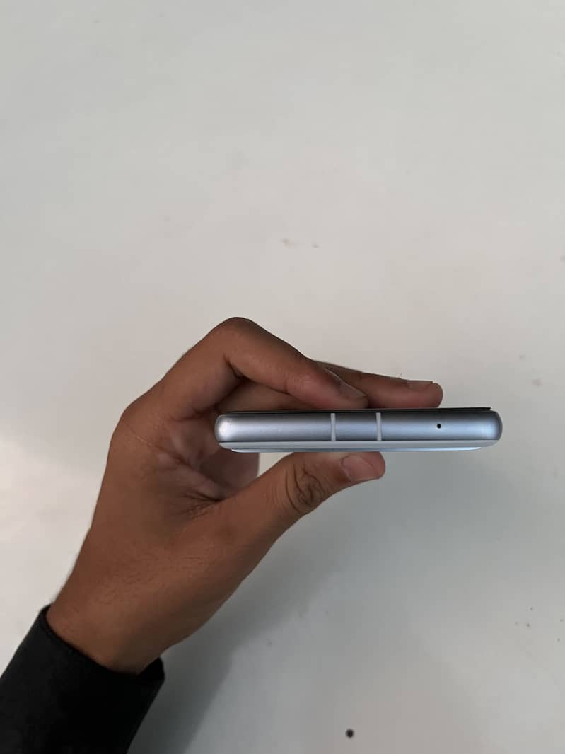Google Pixel 7a 3