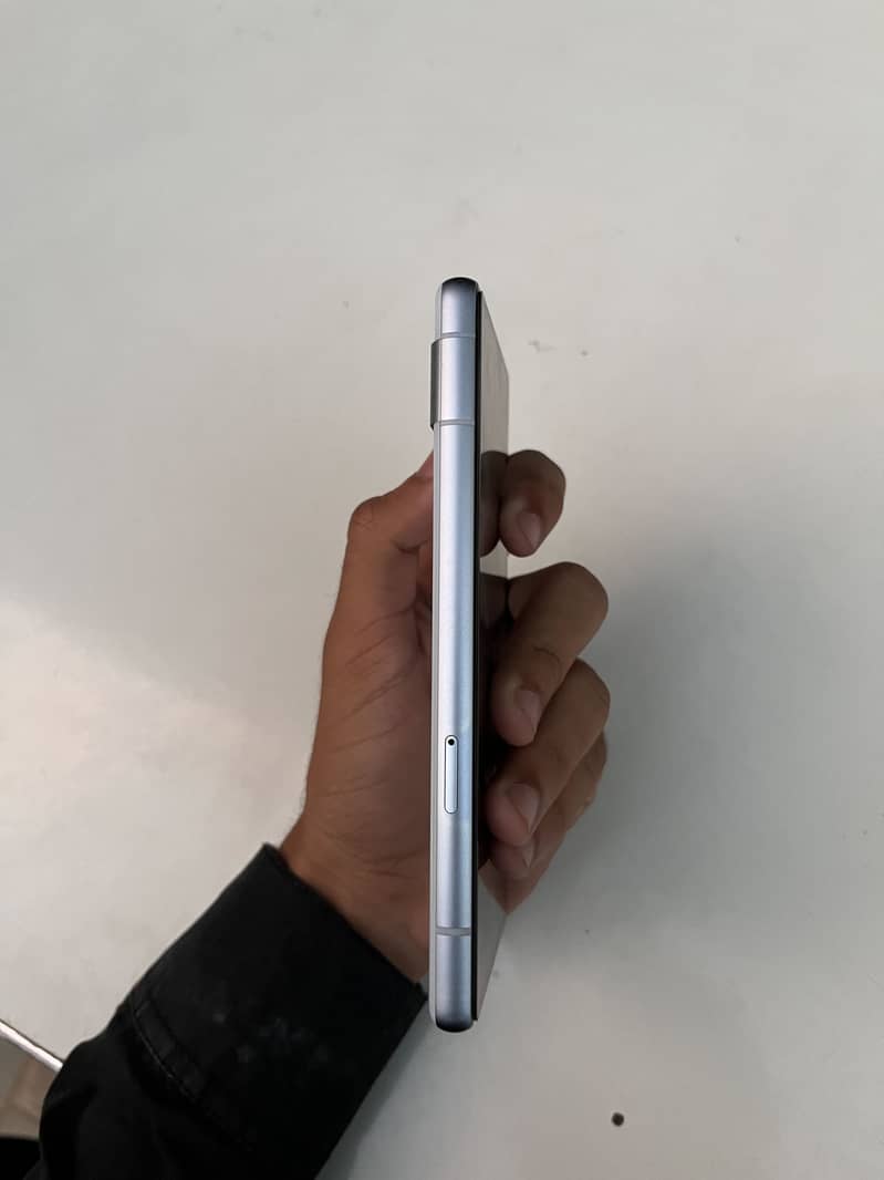 Google Pixel 7a 4