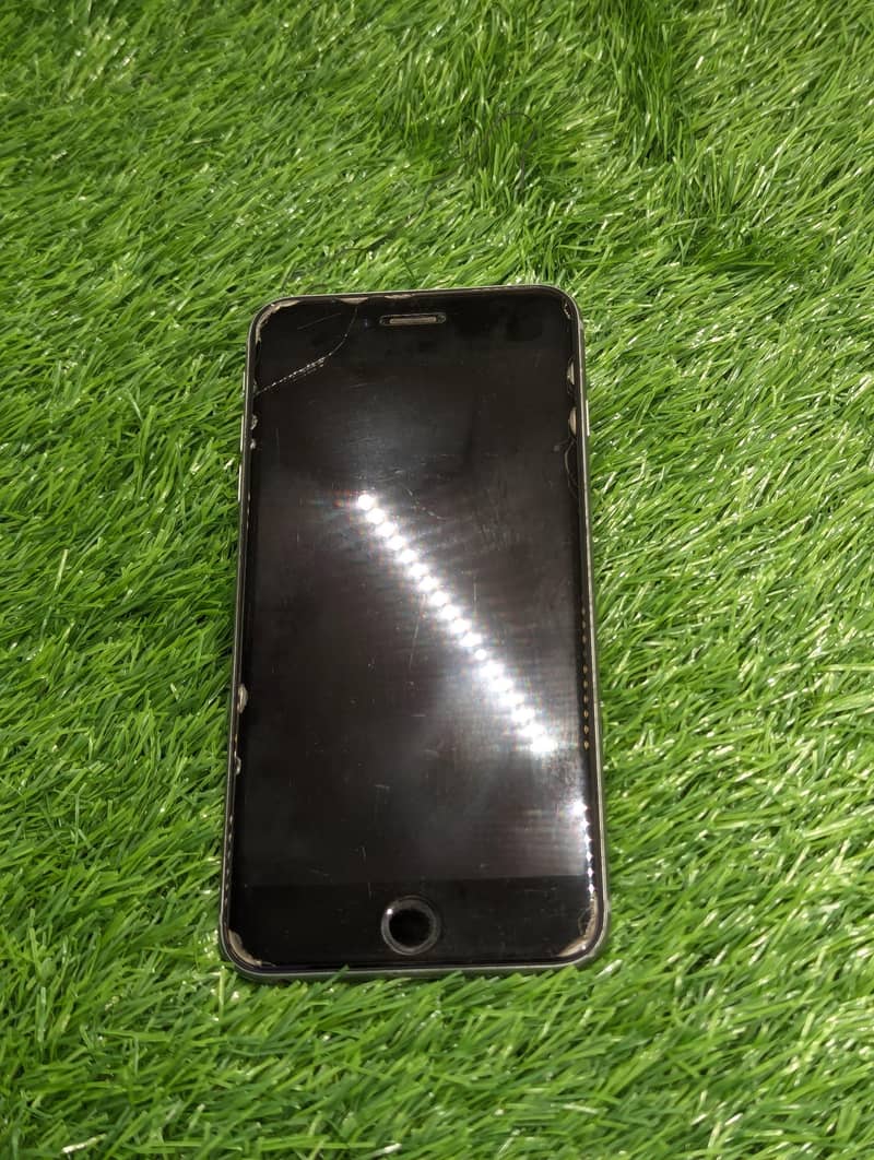 Apple iPhone 6S Plus 1