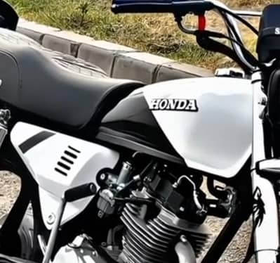 Honda 125 2 tank set