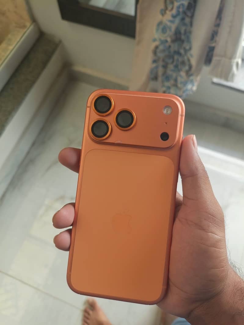 iPhone 17 pro max jv 4