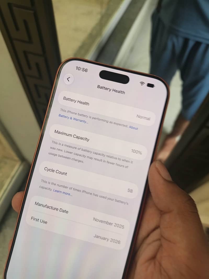 iPhone 17 pro max jv 7