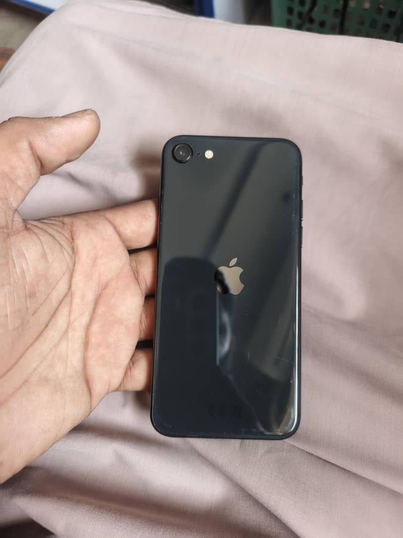 Apple iPhone SE 0