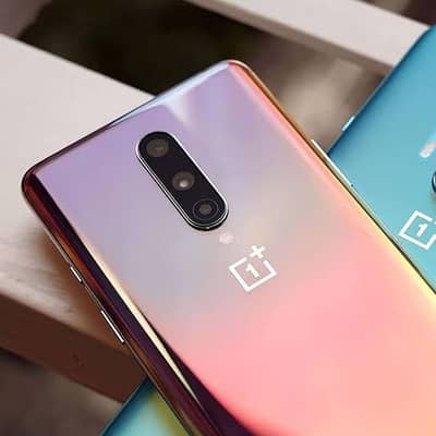 One Plus 8 8/128 (865 snapdragon processor) edge display ( faulty)