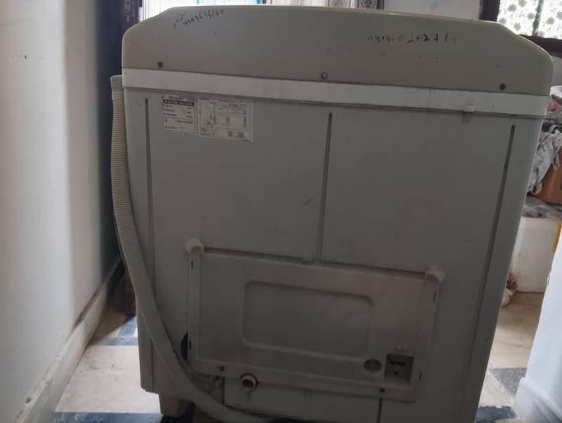 Dawlance Semi automatic Washing Machine 5