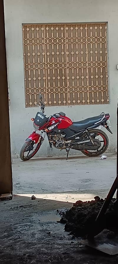 Yamaha YBR 125 Red | Remote Start | Rs. 210,000 | Lahore