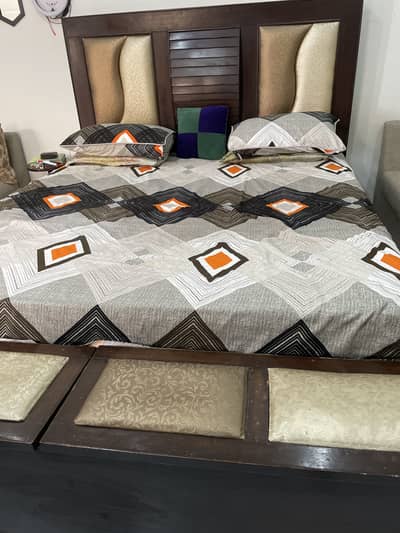 Premium king size bed with extra clothes storage