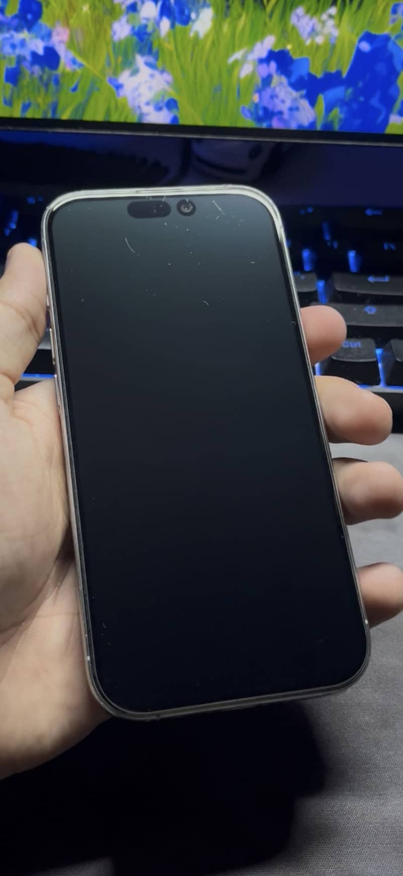 Apple iPhone 16 Pro 7